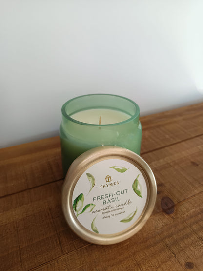 Bougie Basilic fraîchement coupé